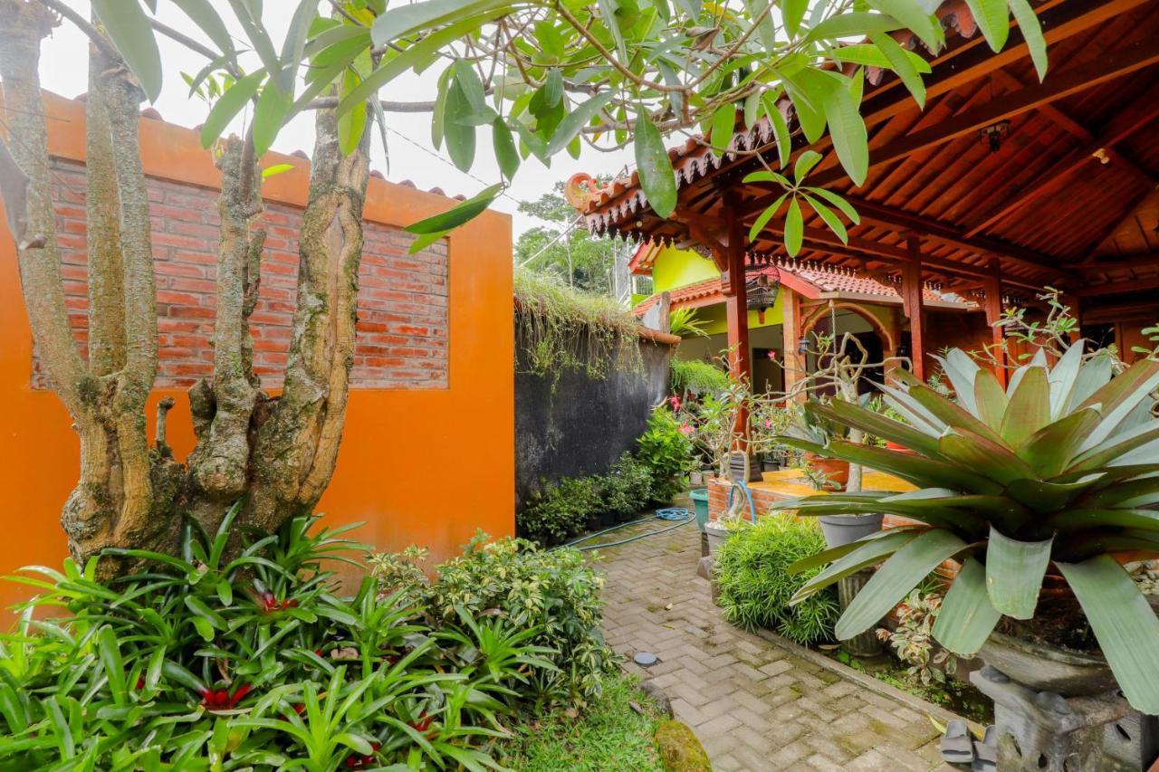 Griya 90Tr Syariah Hotel Ngaglik Buitenkant foto