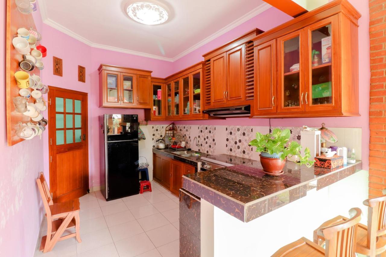 Griya 90Tr Syariah Hotel Ngaglik Buitenkant foto