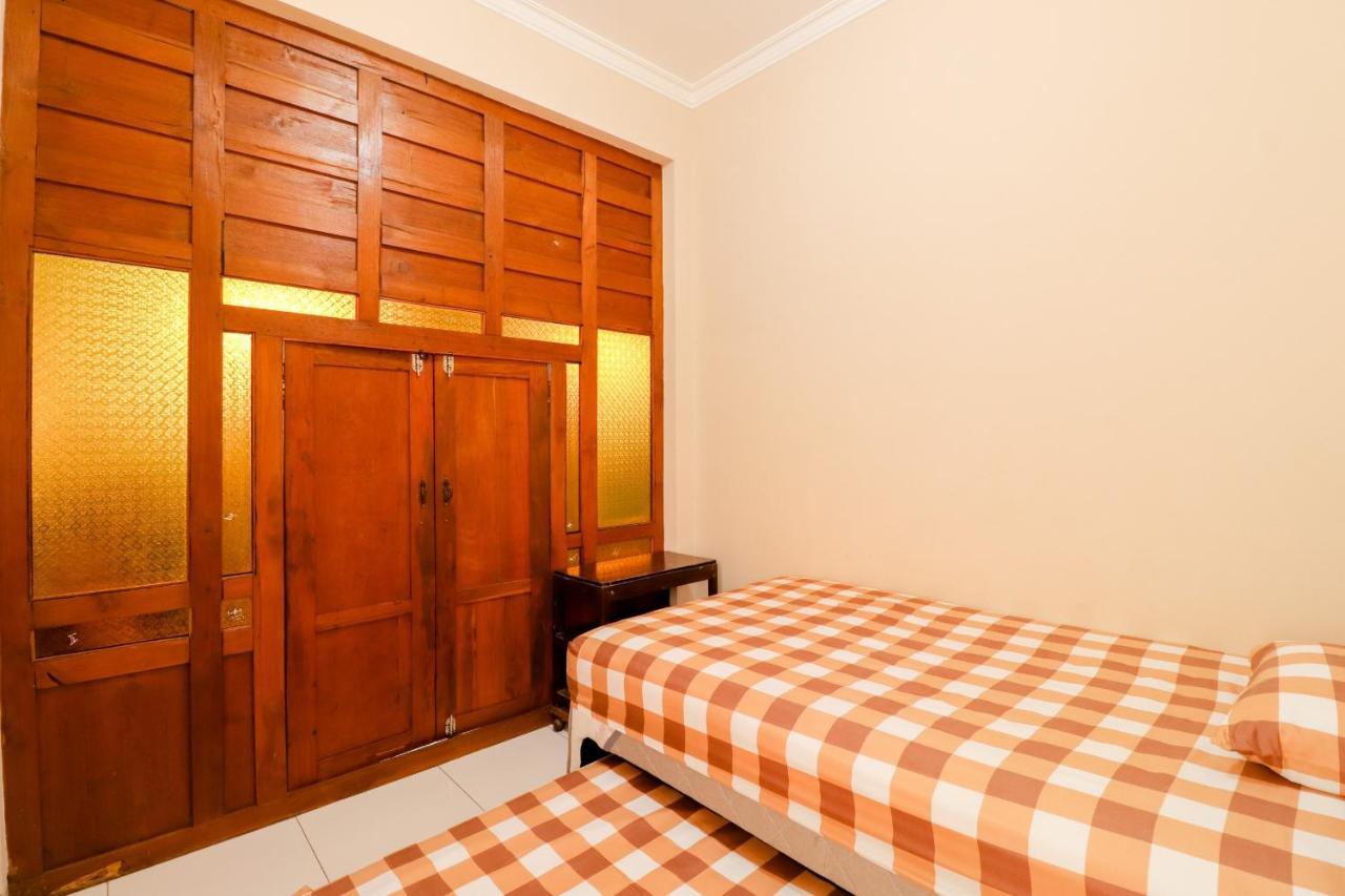 Griya 90Tr Syariah Hotel Ngaglik Buitenkant foto