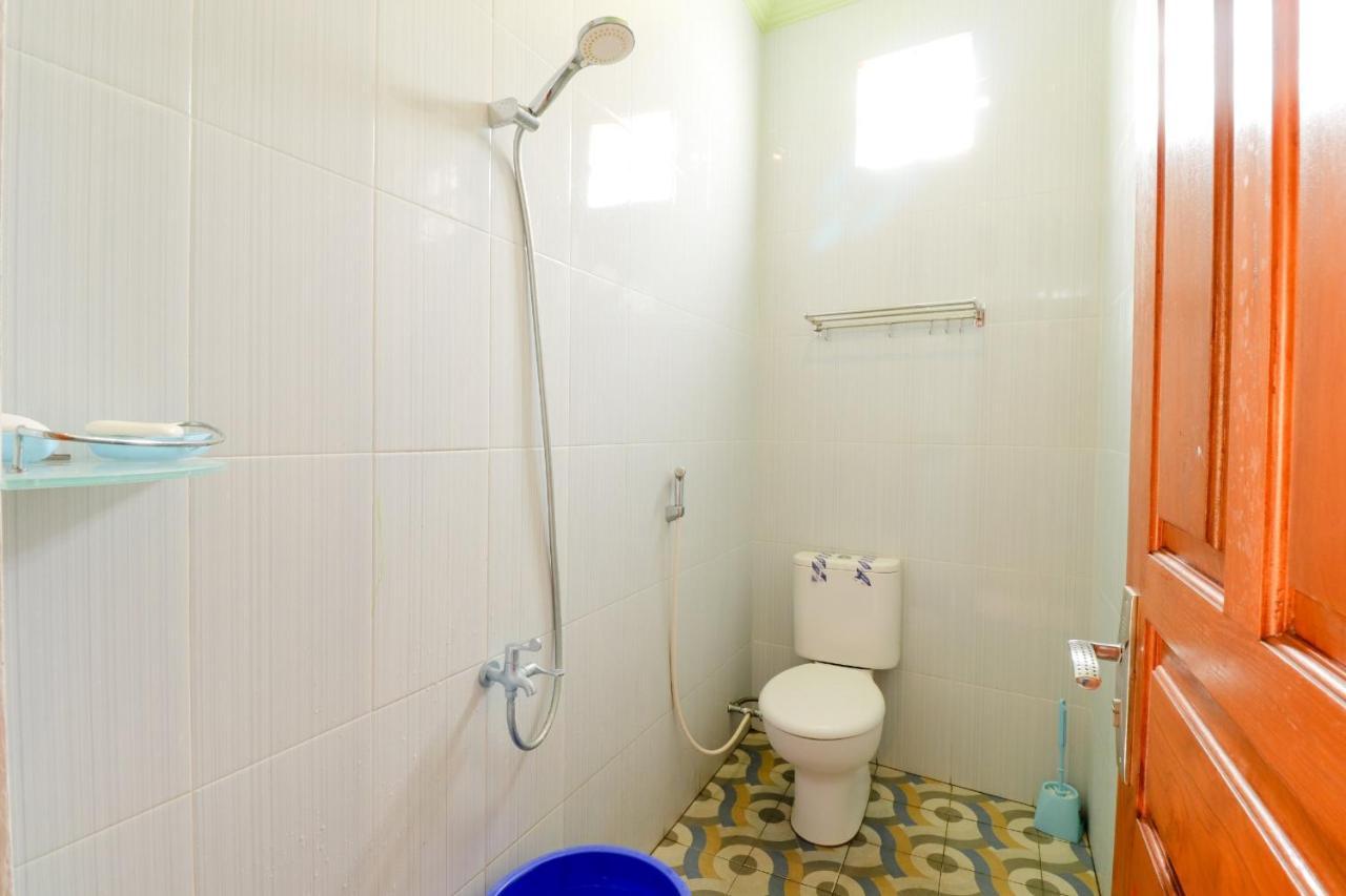 Griya 90Tr Syariah Hotel Ngaglik Buitenkant foto