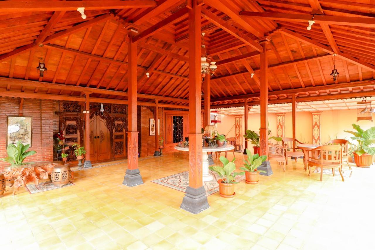 Griya 90Tr Syariah Hotel Ngaglik Buitenkant foto