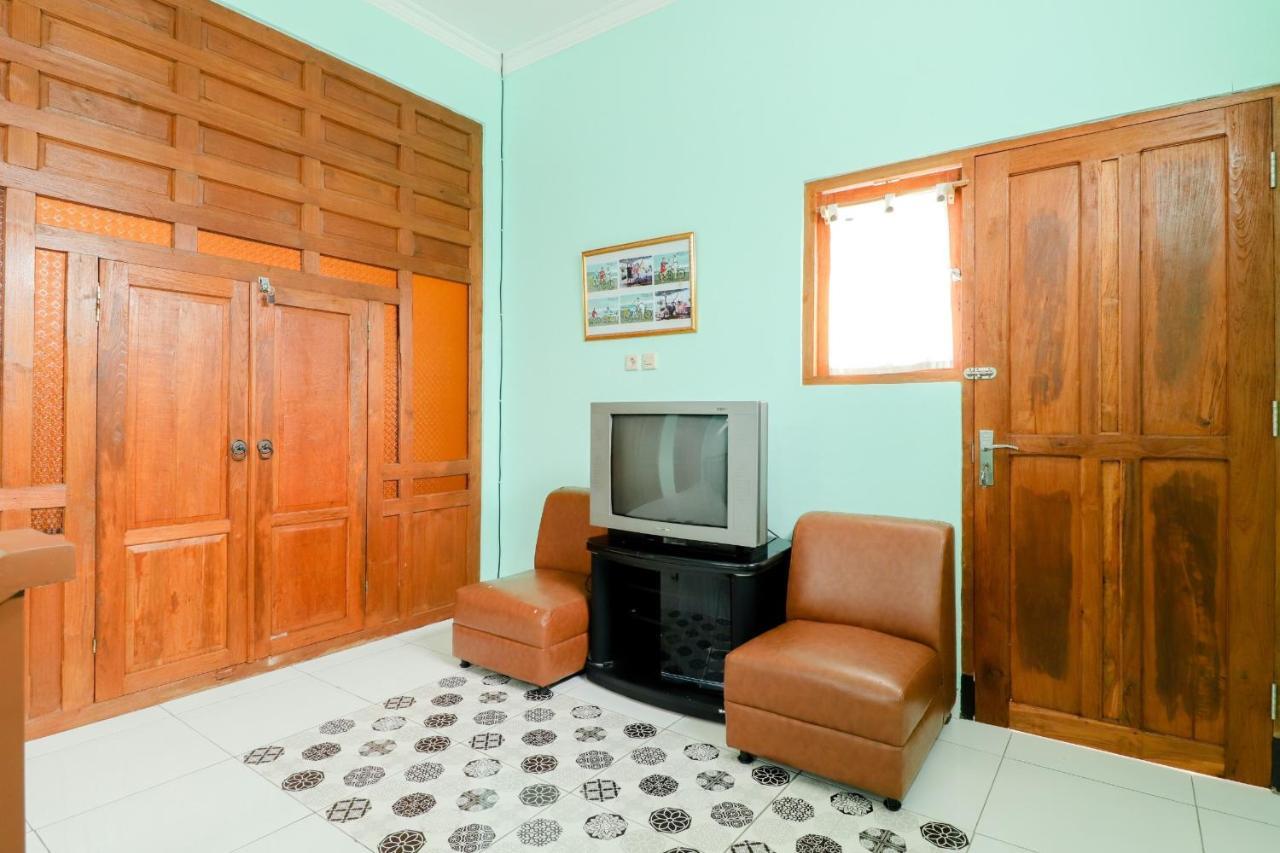 Griya 90Tr Syariah Hotel Ngaglik Buitenkant foto
