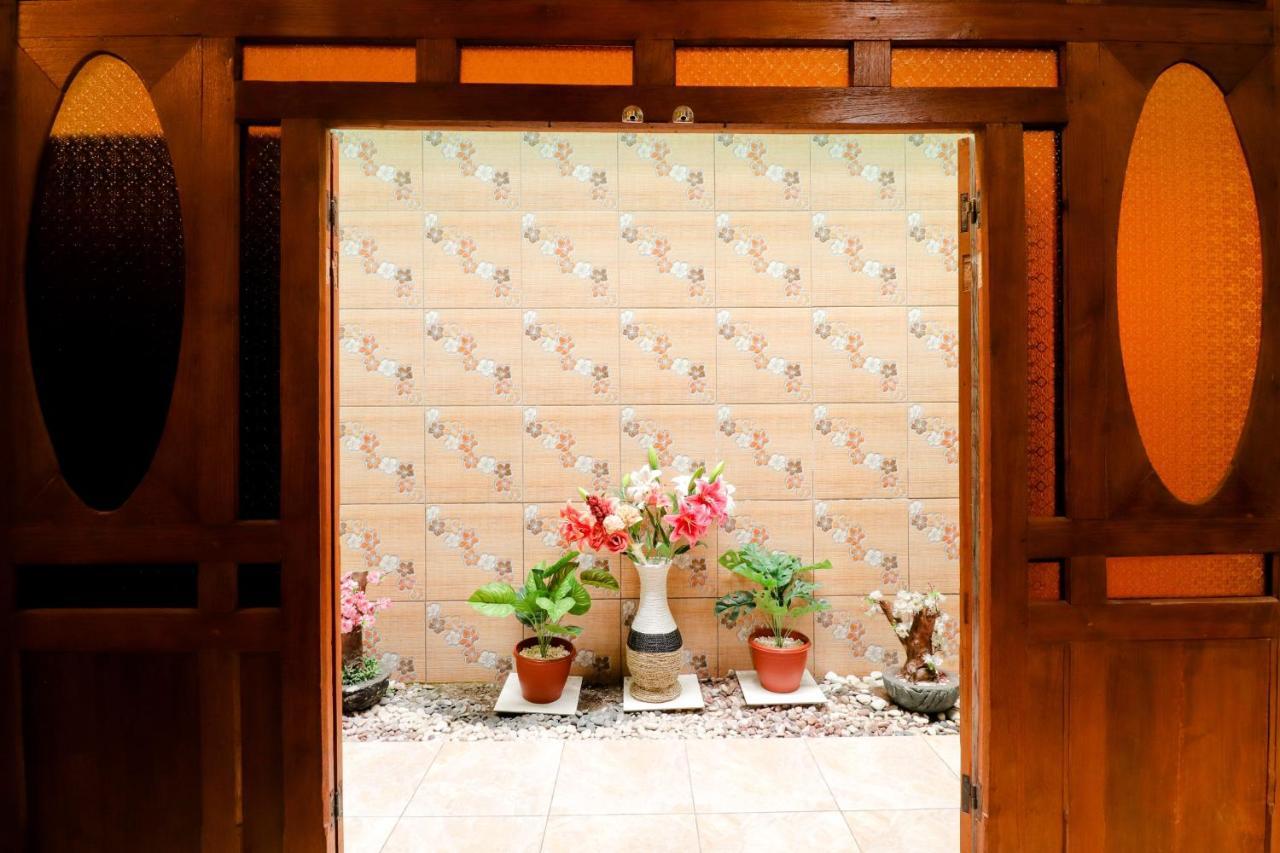 Griya 90Tr Syariah Hotel Ngaglik Buitenkant foto